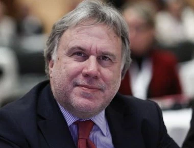 Ο Κατρούγκαλος… καθησυχάζει τους Έλληνες της Αλβανίας: «Να μην φοβάστε»